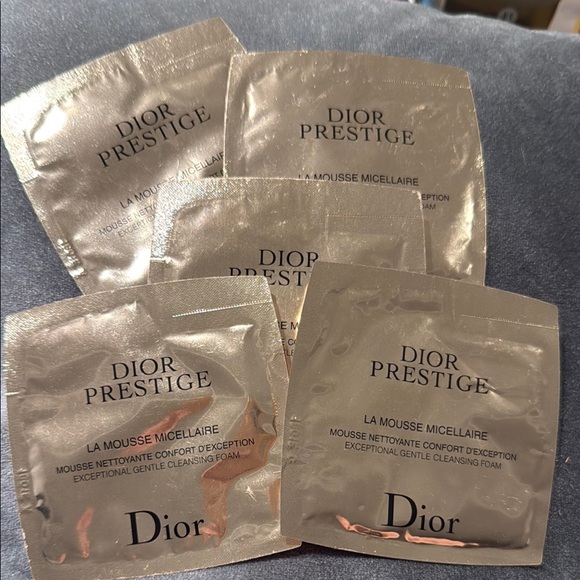 Dior Prestige La Mousse Micellaire one packet - Picture 1 of 1